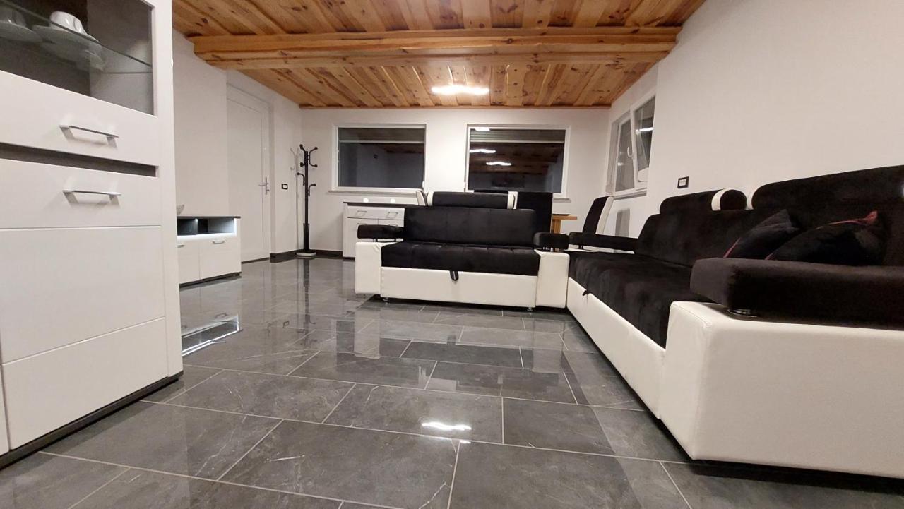 Grajsko Villa Metlika Exterior foto